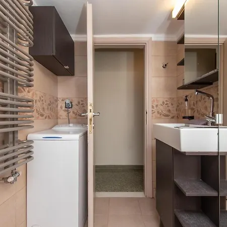 Houseloft Rotunda Getaway *