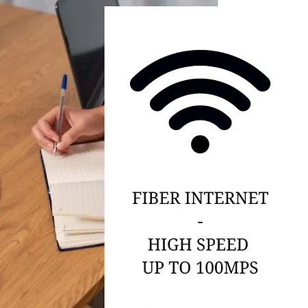 Houseloft Rotunda Getaway